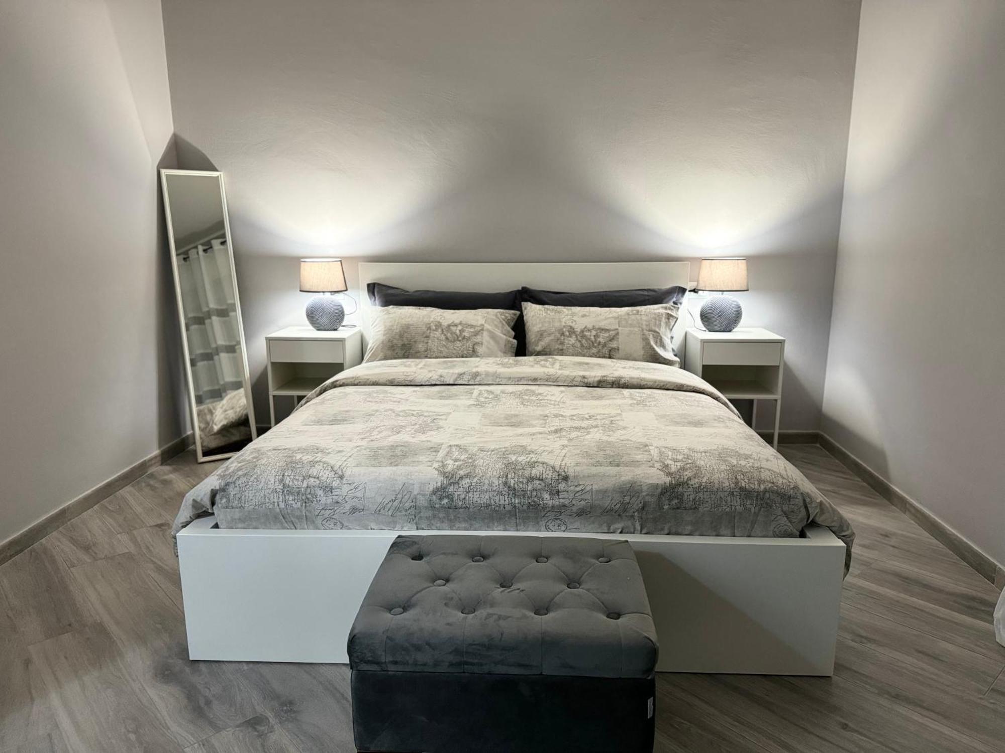 Trento House Zona Stazione Centro Storico Apartment Parma Luaran gambar