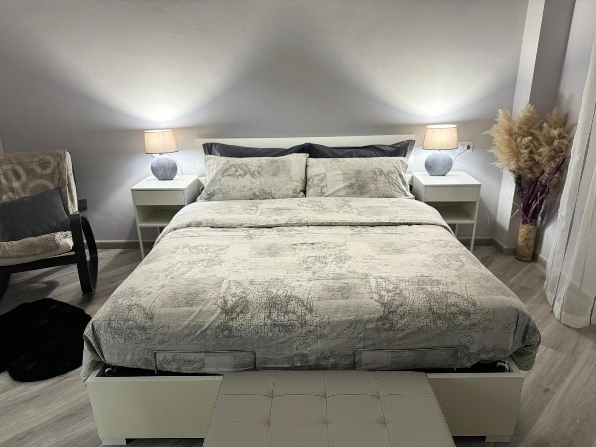 Trento House Zona Stazione Centro Storico Apartment Parma Luaran gambar