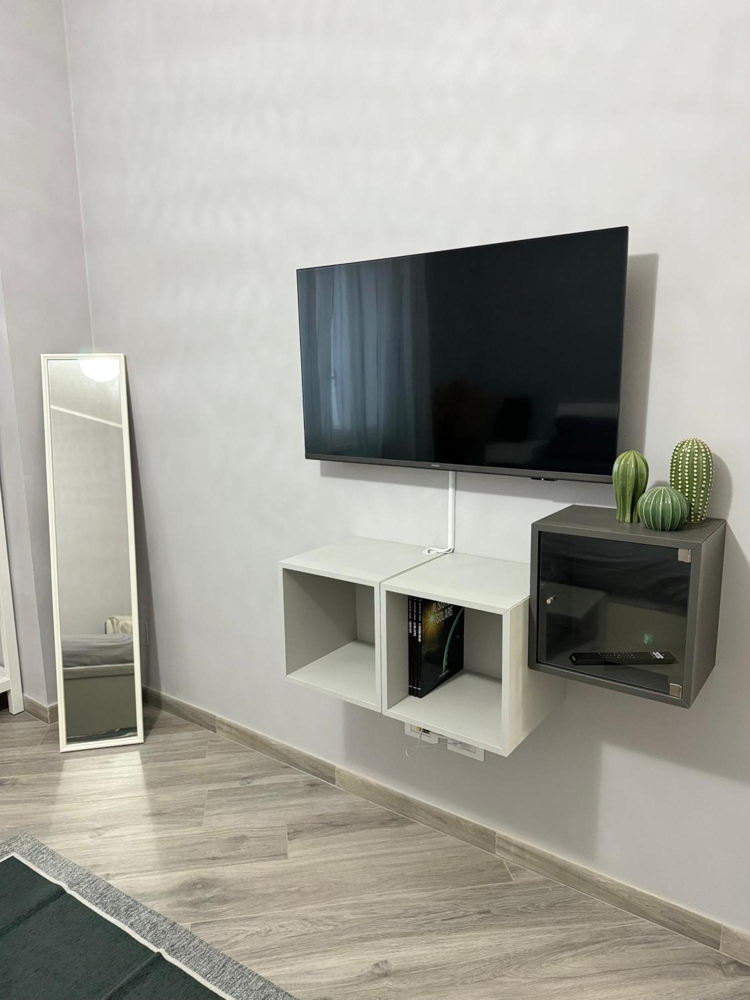Trento House Zona Stazione Centro Storico Apartment Parma Luaran gambar